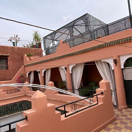 Dar Sarah-Marrakech, riad authentique idéalement situé. Marrakesh Exterior foto