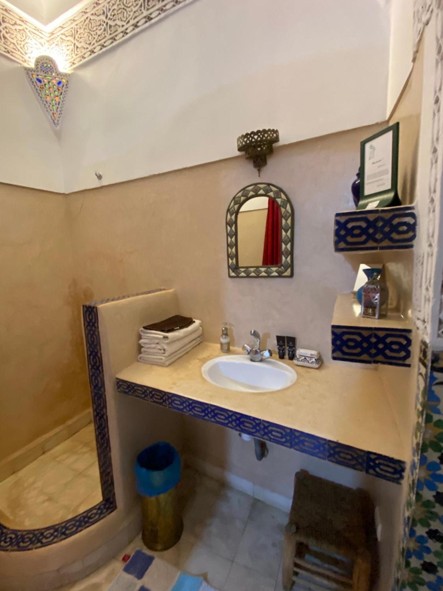 Dar Sarah-Marrakech, riad authentique idéalement situé. Marrakesh Exterior foto